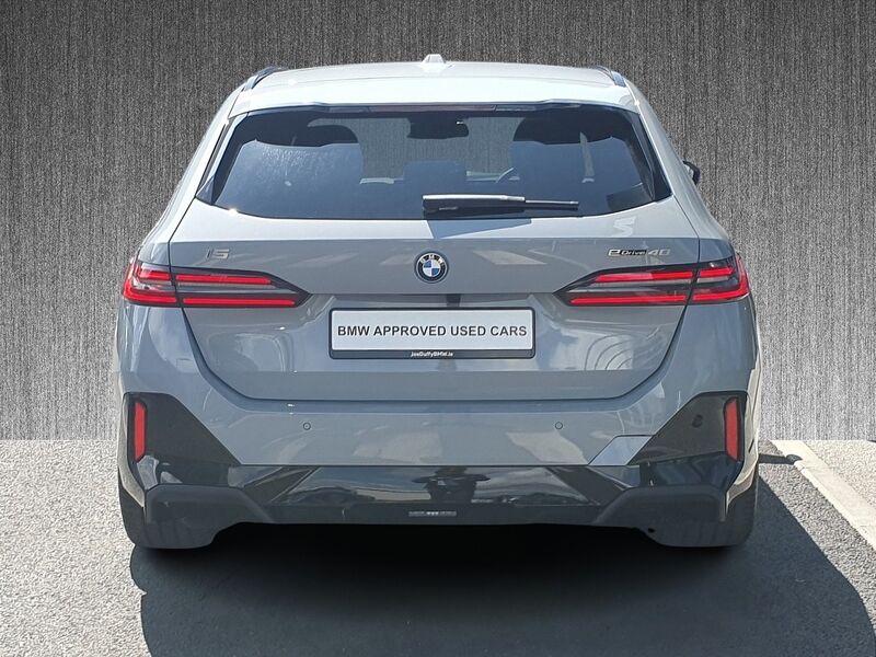 More views of BMW i5