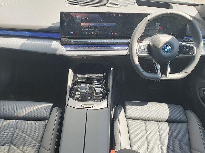 More views of BMW i5