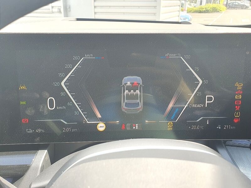 More views of BMW i5