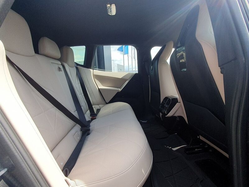 More views of BMW iX