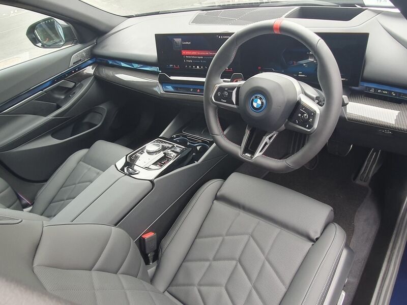More views of BMW i5