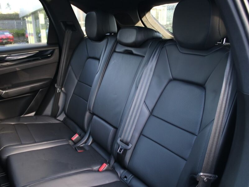 More views of Porsche Cayenne