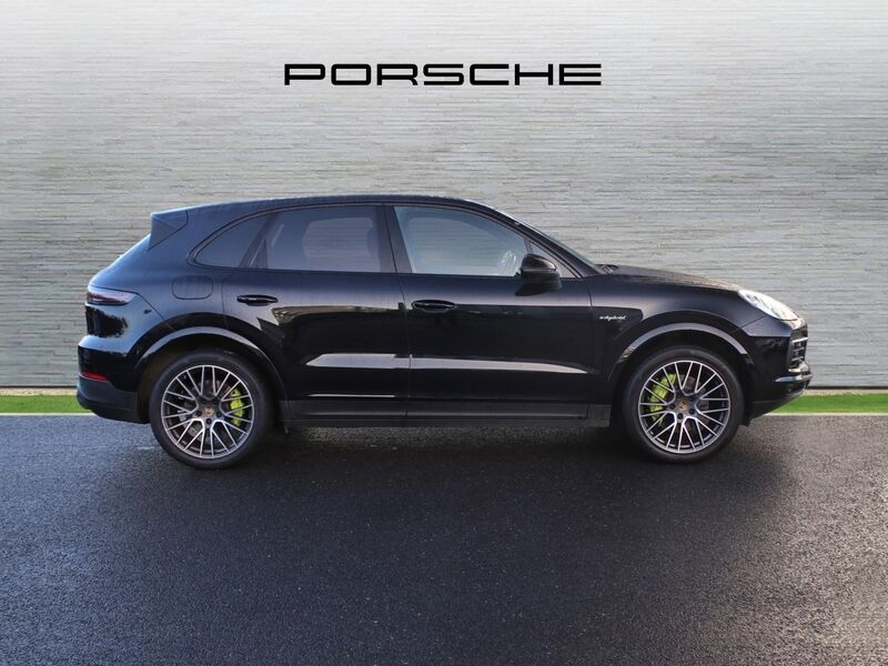 More views of Porsche Cayenne