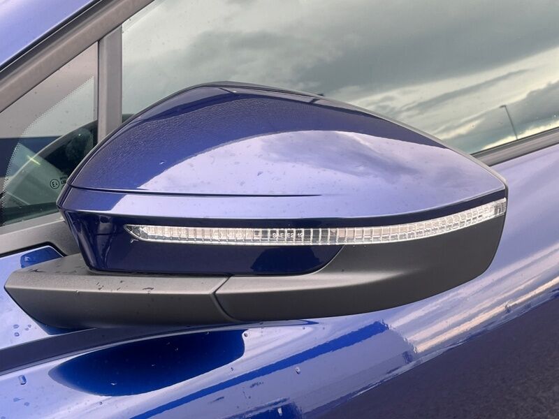 More views of Audi Q4 e-tron