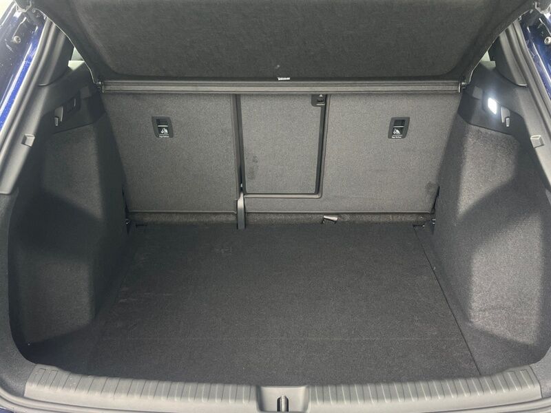 More views of Audi Q4 e-tron