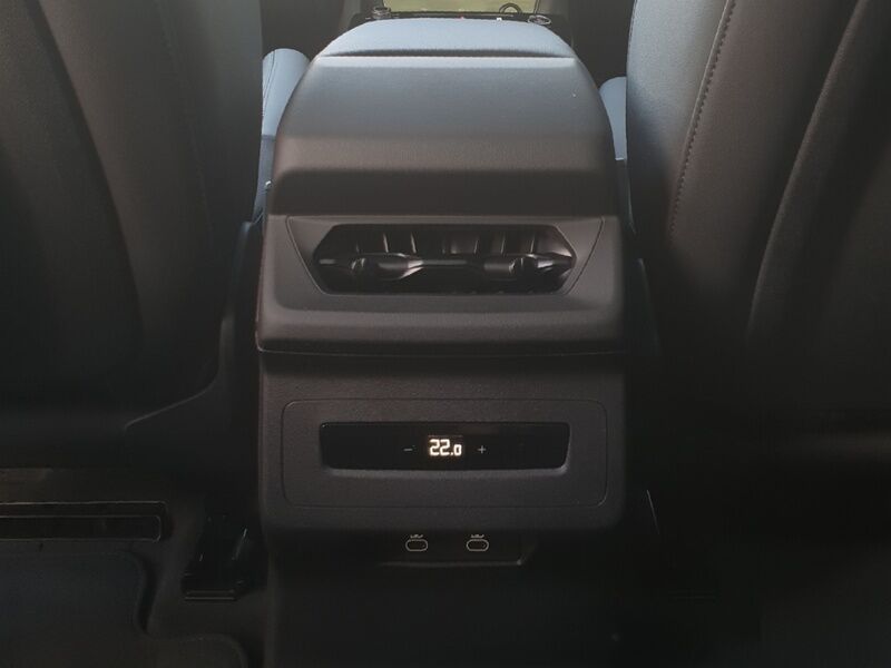 More views of Audi A6 Sportback e-tron