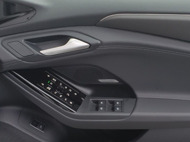 More views of Audi A6 Sportback e-tron