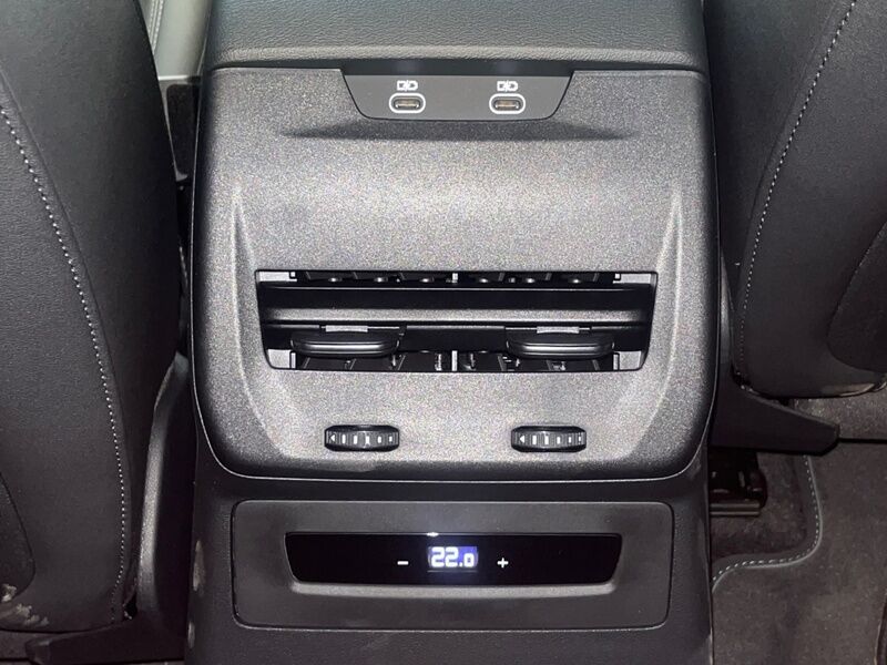 More views of Audi A5