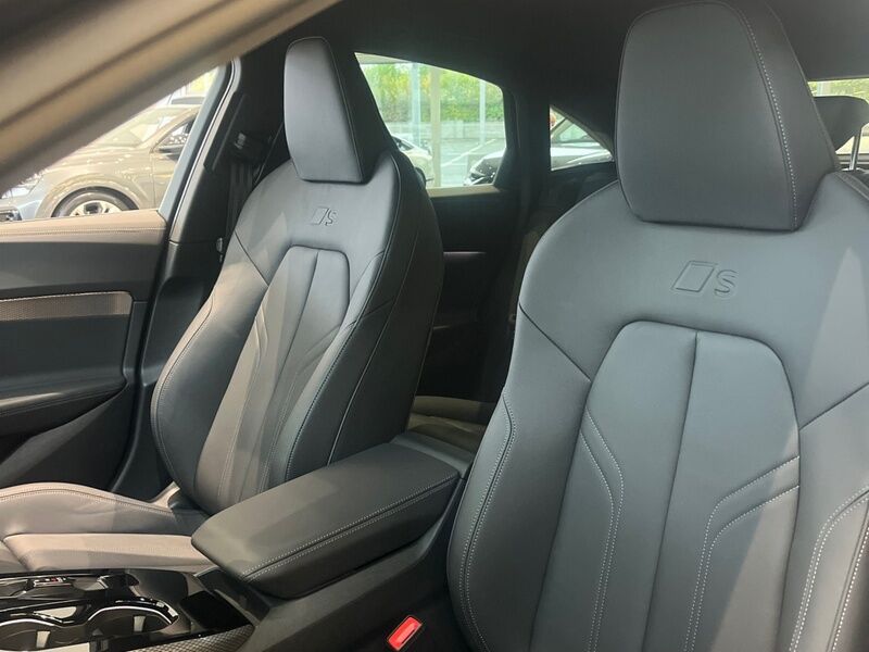 More views of Audi A5