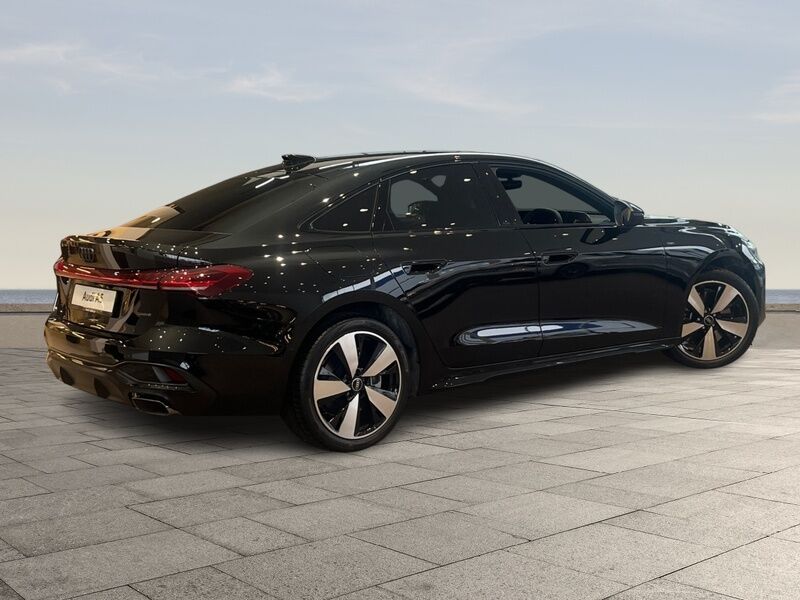 More views of Audi A5