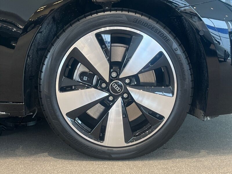 More views of Audi A5