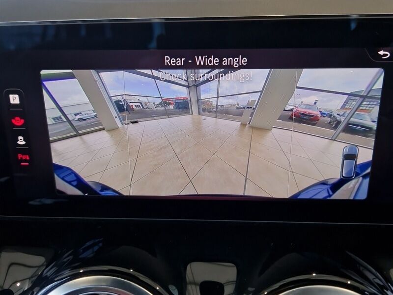 More views of Mercedes-Benz GLA