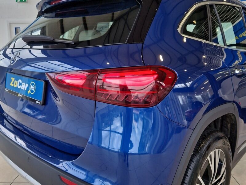 More views of Mercedes-Benz GLA