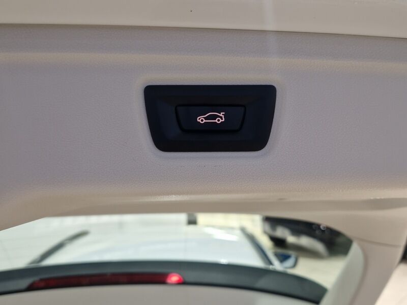 More views of BMW 3-Series