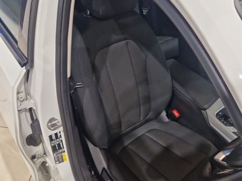 More views of BMW 3-Series