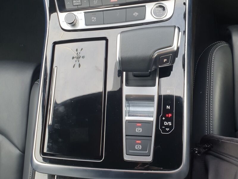 More views of Audi Q7