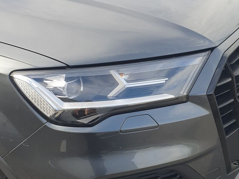 More views of Audi Q7