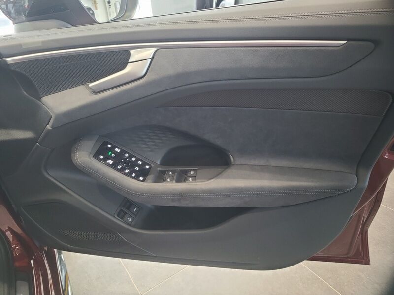 More views of Audi A6