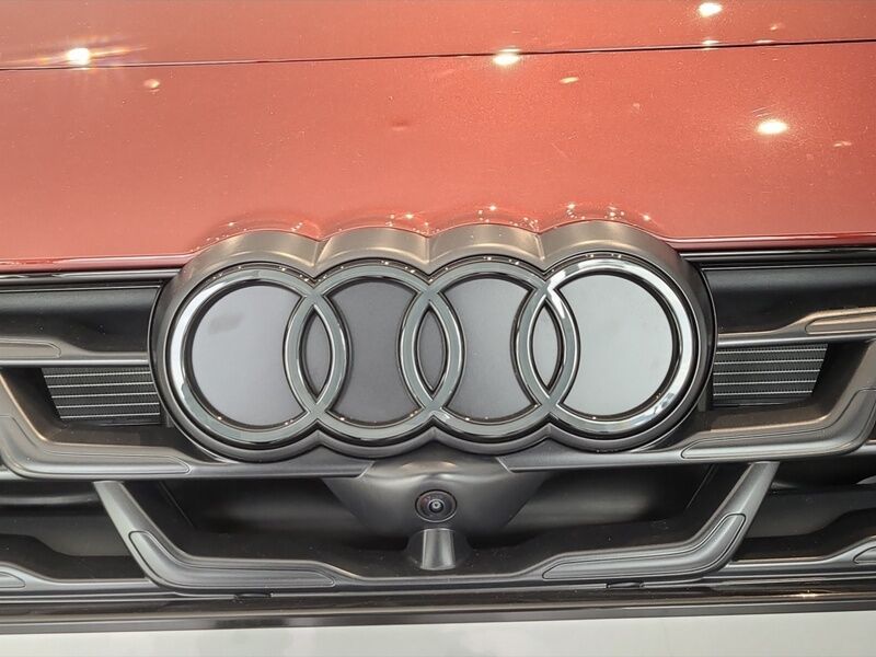 More views of Audi A6