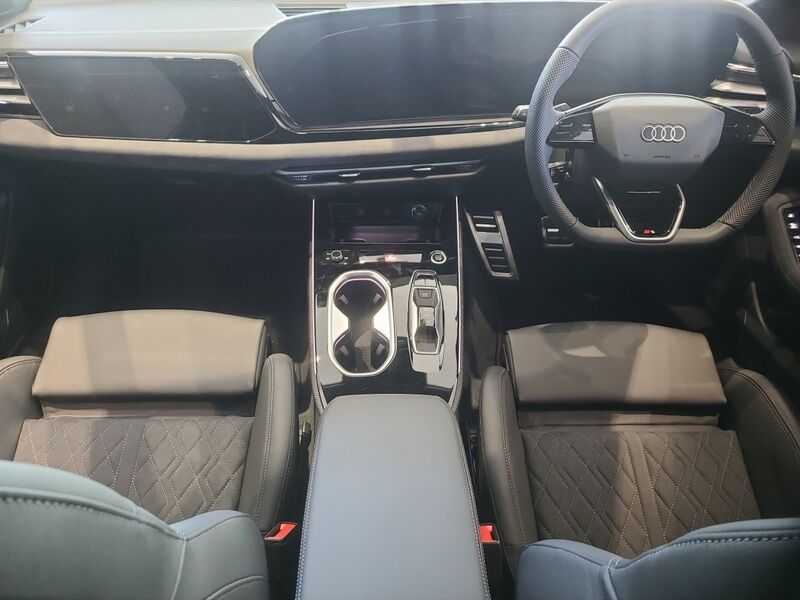 More views of Audi A6