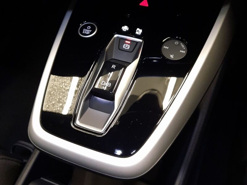 More views of Audi Q4 e-tron