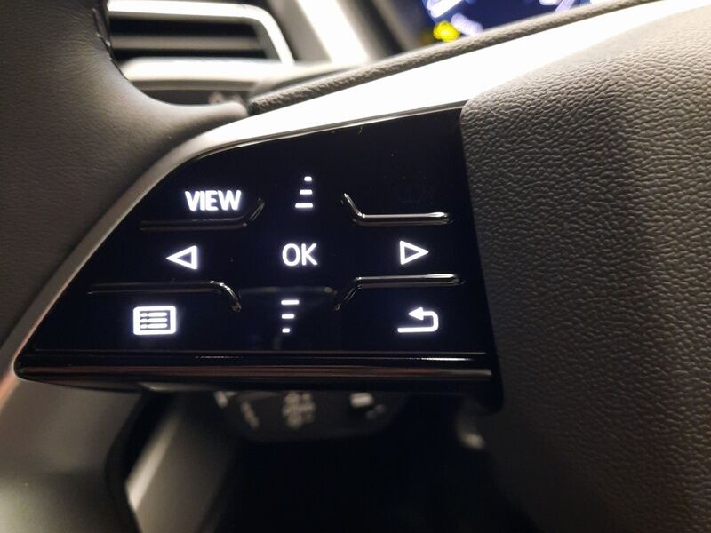 More views of Audi Q4 e-tron