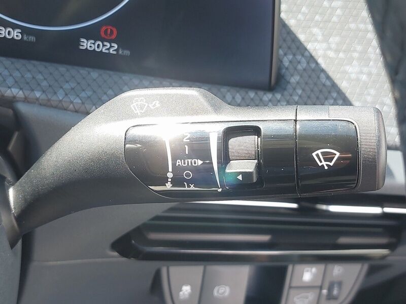 More views of Kia EV6