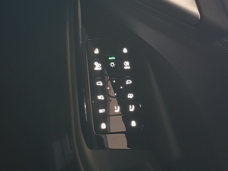 More views of Audi Q6 e-tron