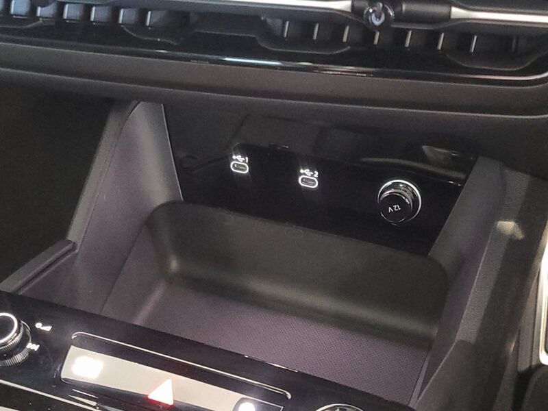 More views of Audi Q6 e-tron