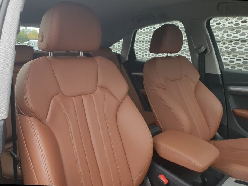 More views of Audi Q5