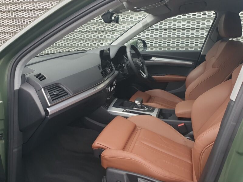 More views of Audi Q5