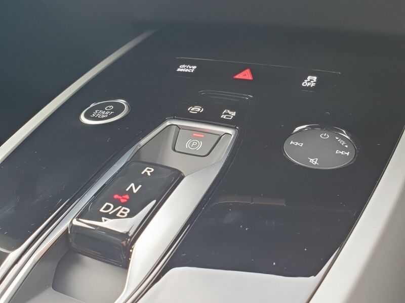 More views of Audi Q4 e-tron