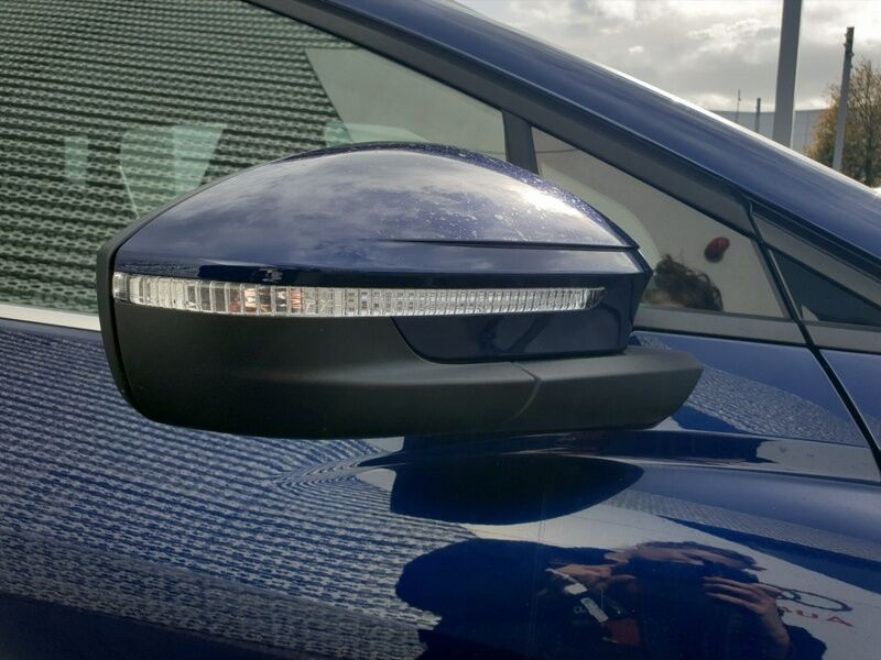 More views of Audi Q4 e-tron