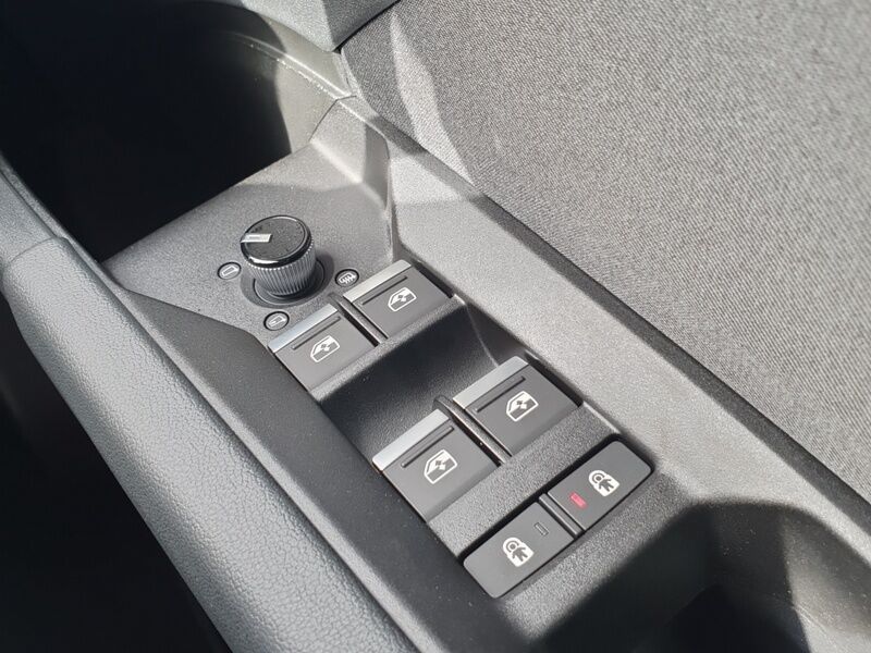 More views of Audi Q4 e-tron