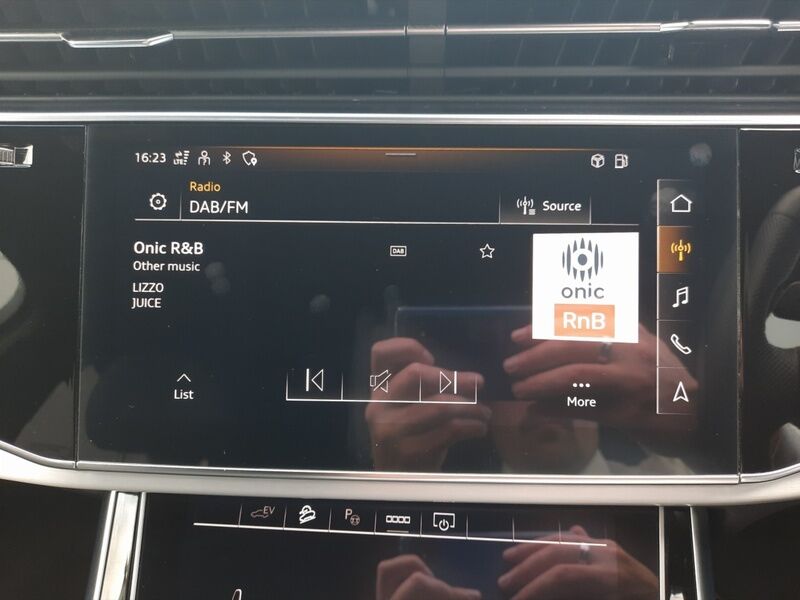 More views of Audi Q7