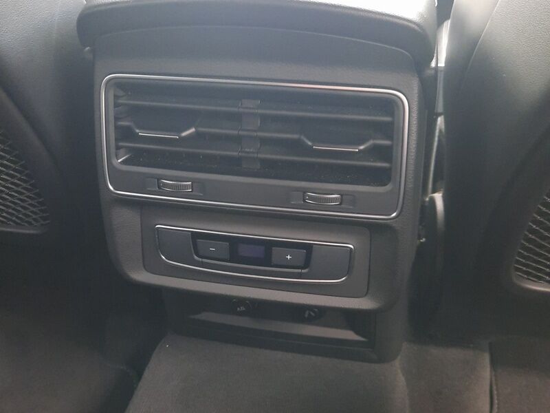 More views of Audi Q7