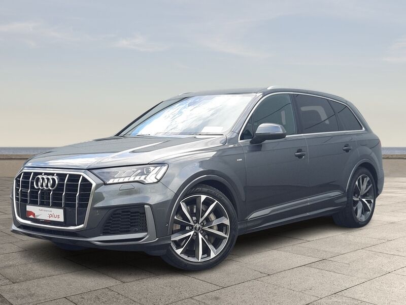 More views of Audi Q7