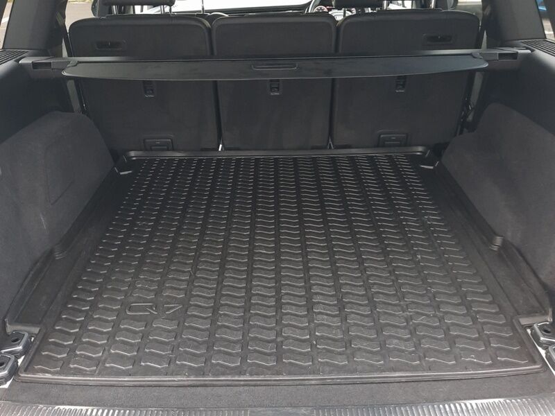 More views of Audi Q7