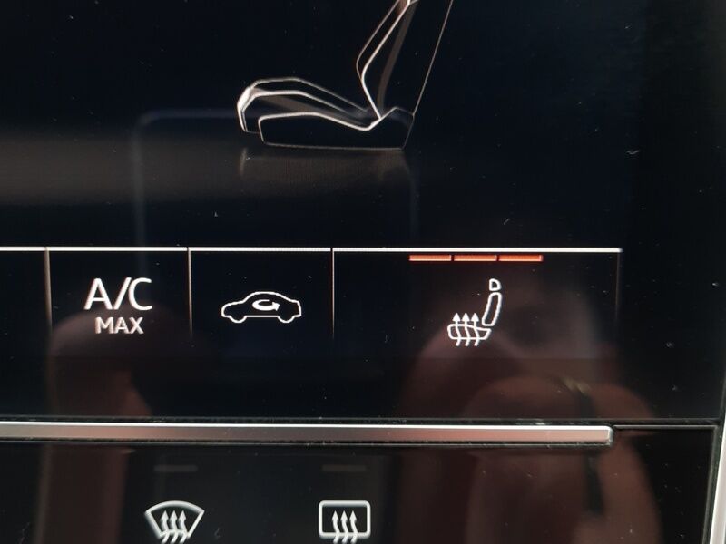 More views of Audi Q7