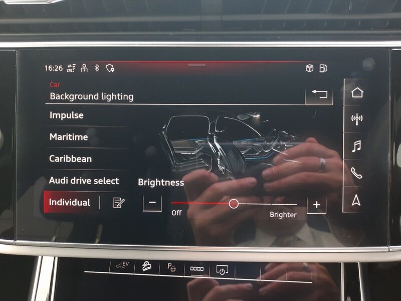 More views of Audi Q7