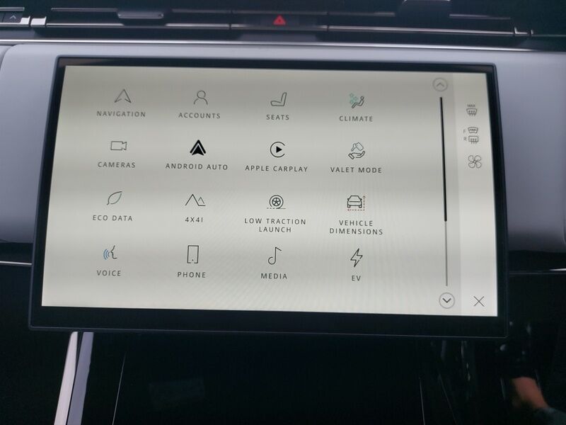 More views of Land Rover Range Rover Sport