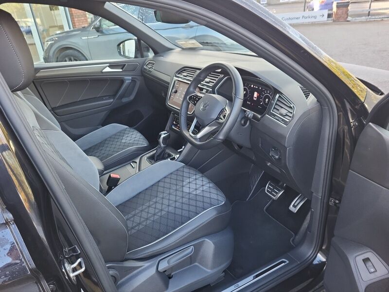 More views of Volkswagen Tiguan