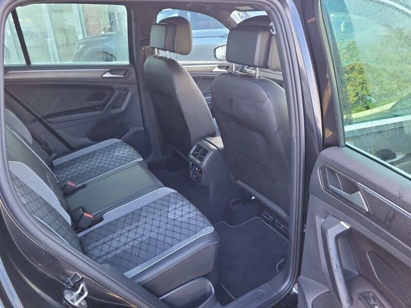 More views of Volkswagen Tiguan