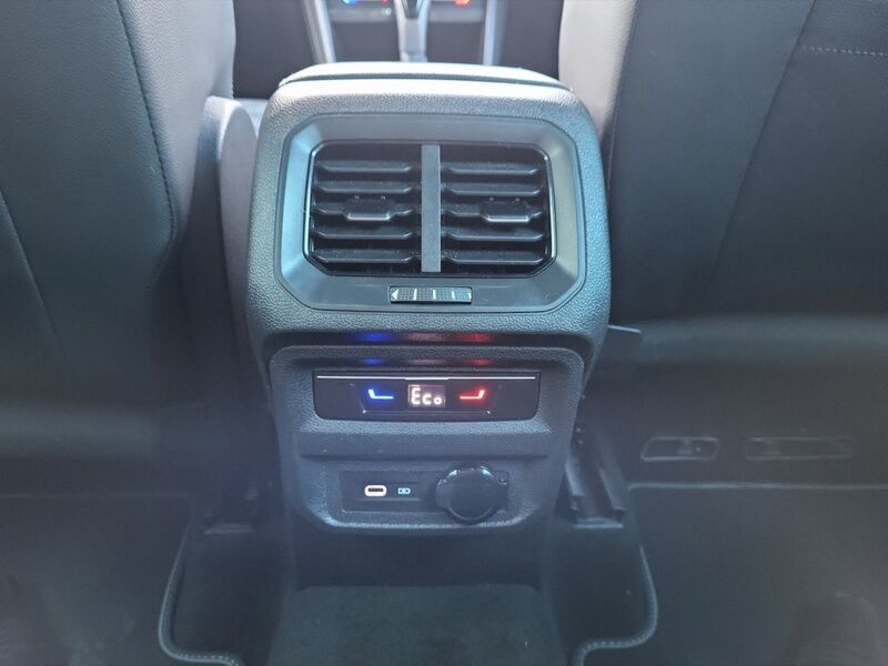 More views of Volkswagen Tiguan