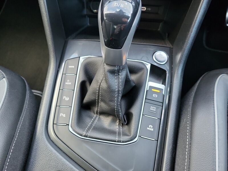 More views of Volkswagen Tiguan