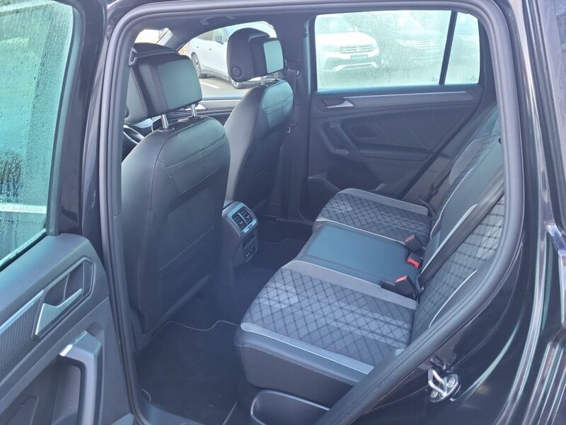 More views of Volkswagen Tiguan