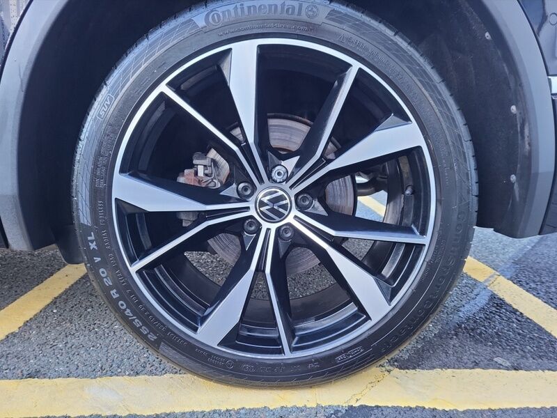 More views of Volkswagen Tiguan