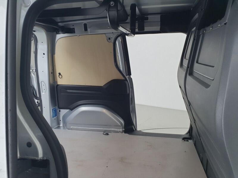 More views of Renault Kangoo