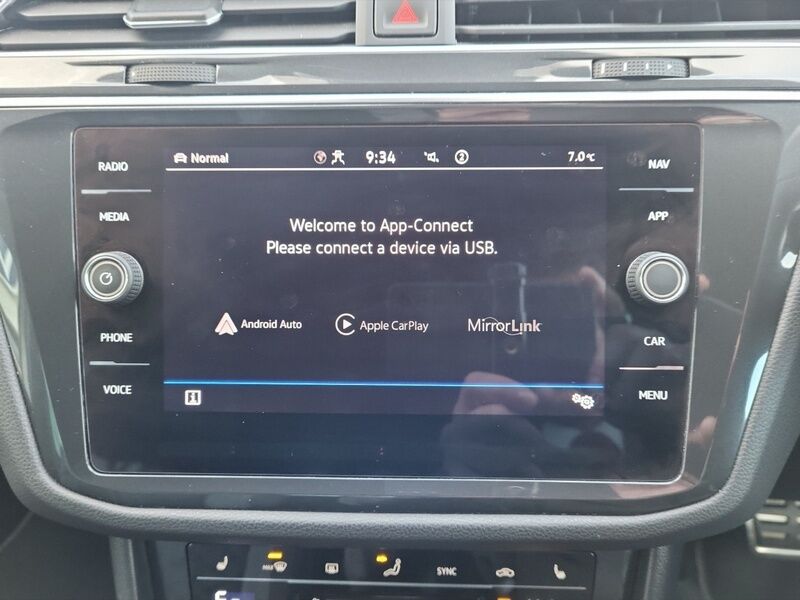 More views of Volkswagen Tiguan