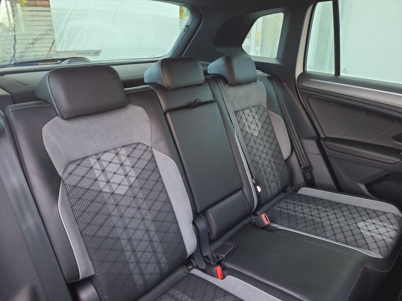 More views of Volkswagen Tiguan